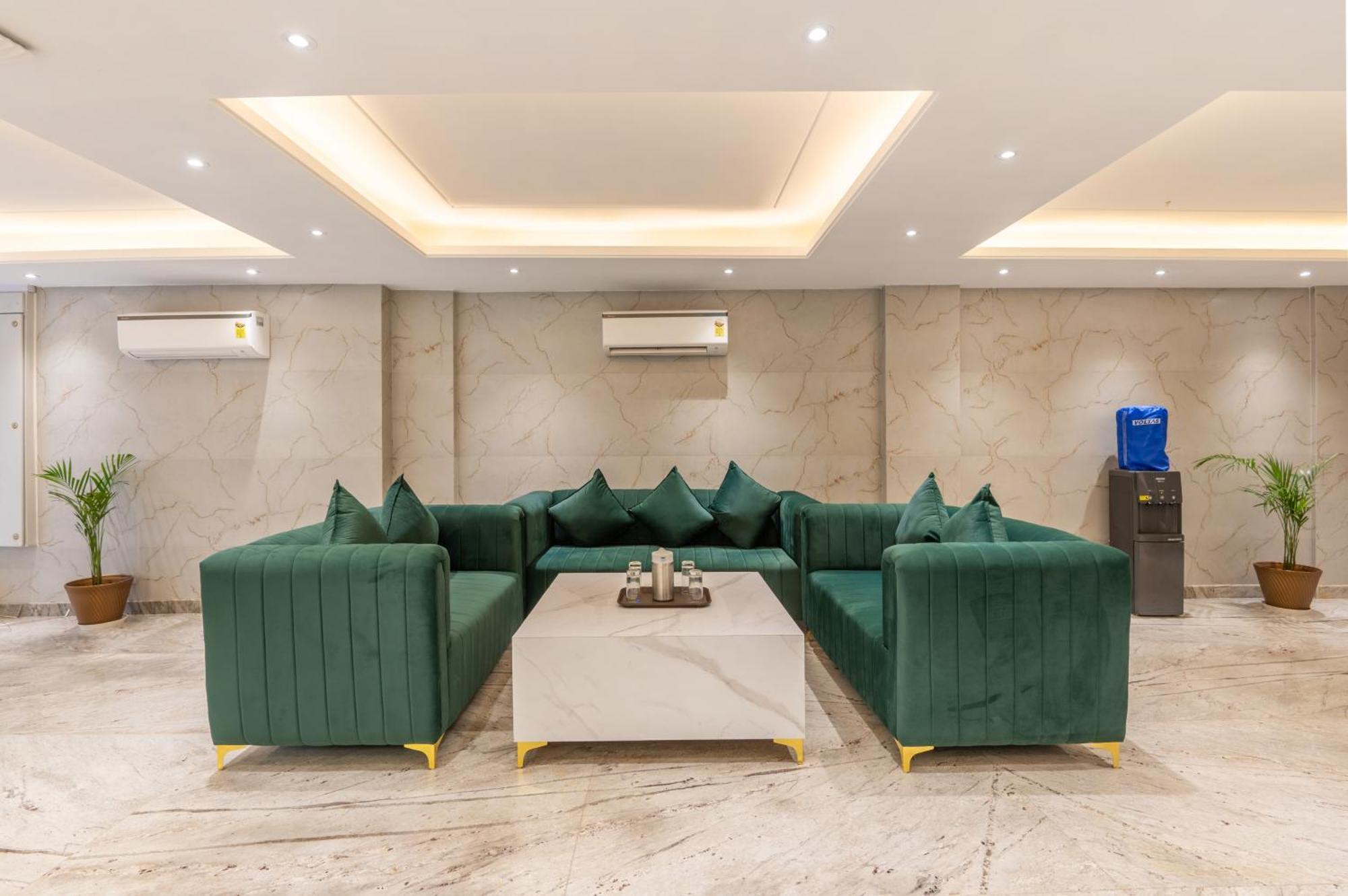 Hotel Avaas - Faiz Road Karol Bagh Делі Екстер'єр фото